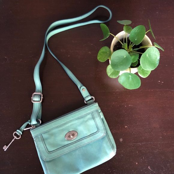 Fossil Crossbody - Picture 5 of 5